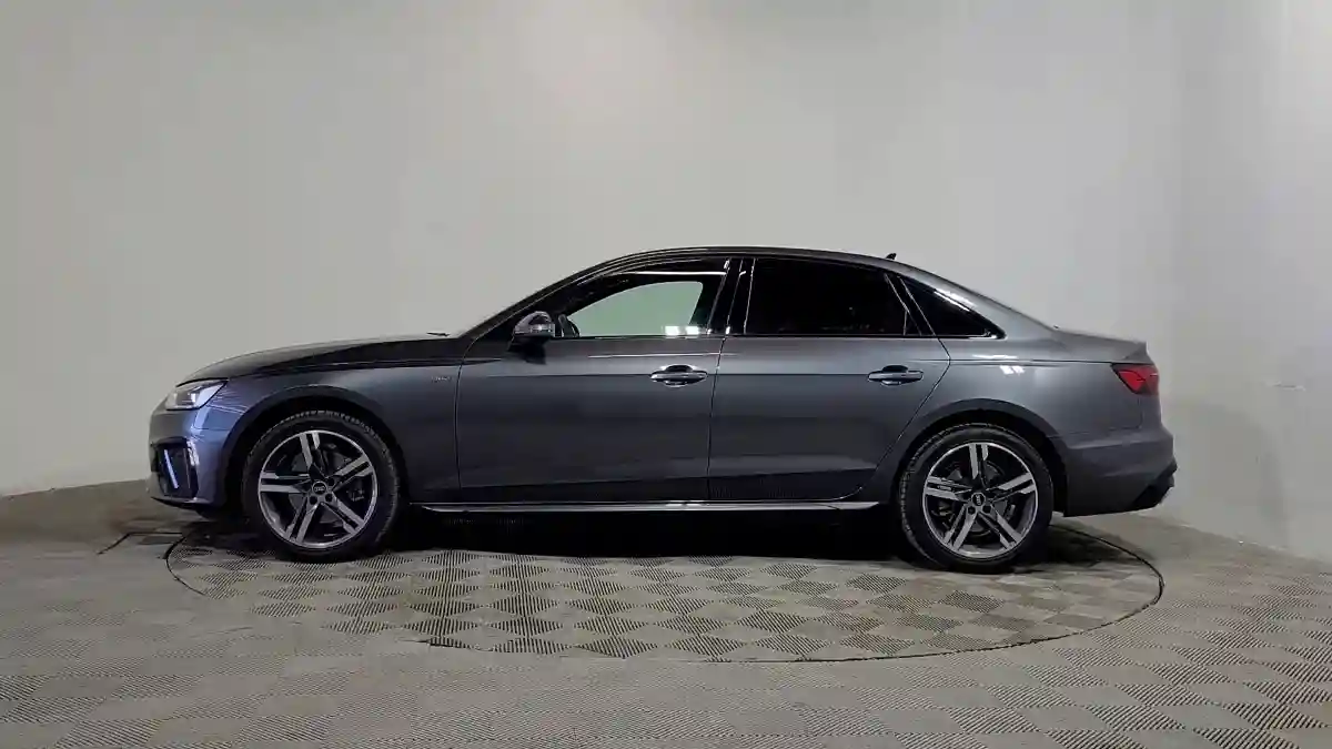 Audi A4 2022 года за 18 950 000 тг. в Алматы