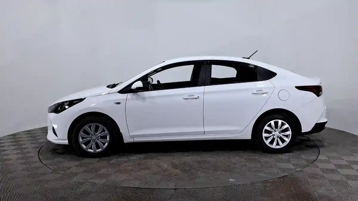 Hyundai Accent 2021 года за 8 150 000 тг. в Астана
