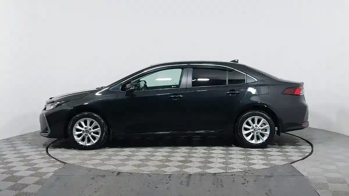 Toyota Corolla 2020 года за 9 990 000 тг. в Астана