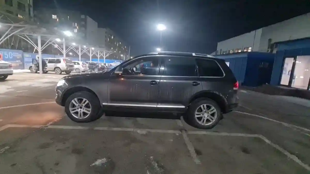 Volkswagen Touareg 2007 года за 6 320 000 тг. в Алматы