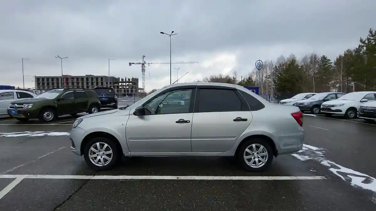 LADA (ВАЗ) Granta 2019 года за 3 100 000 тг. в Астана