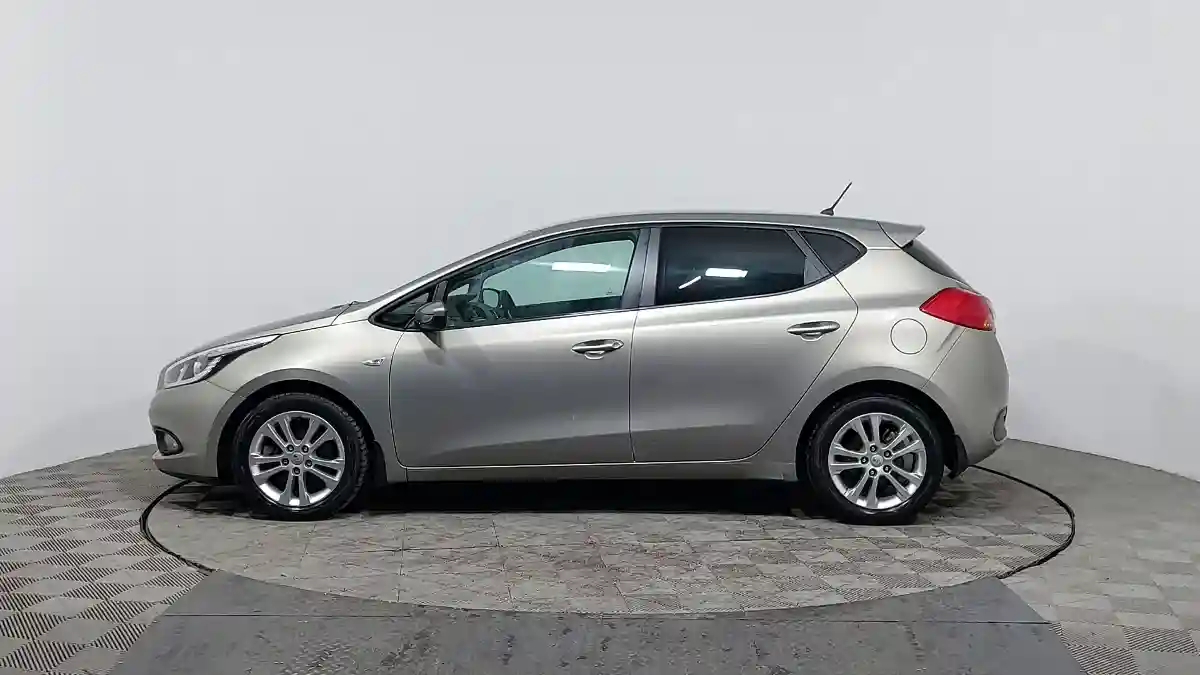 Kia Ceed 2013 года за 5 380 000 тг. в Астана