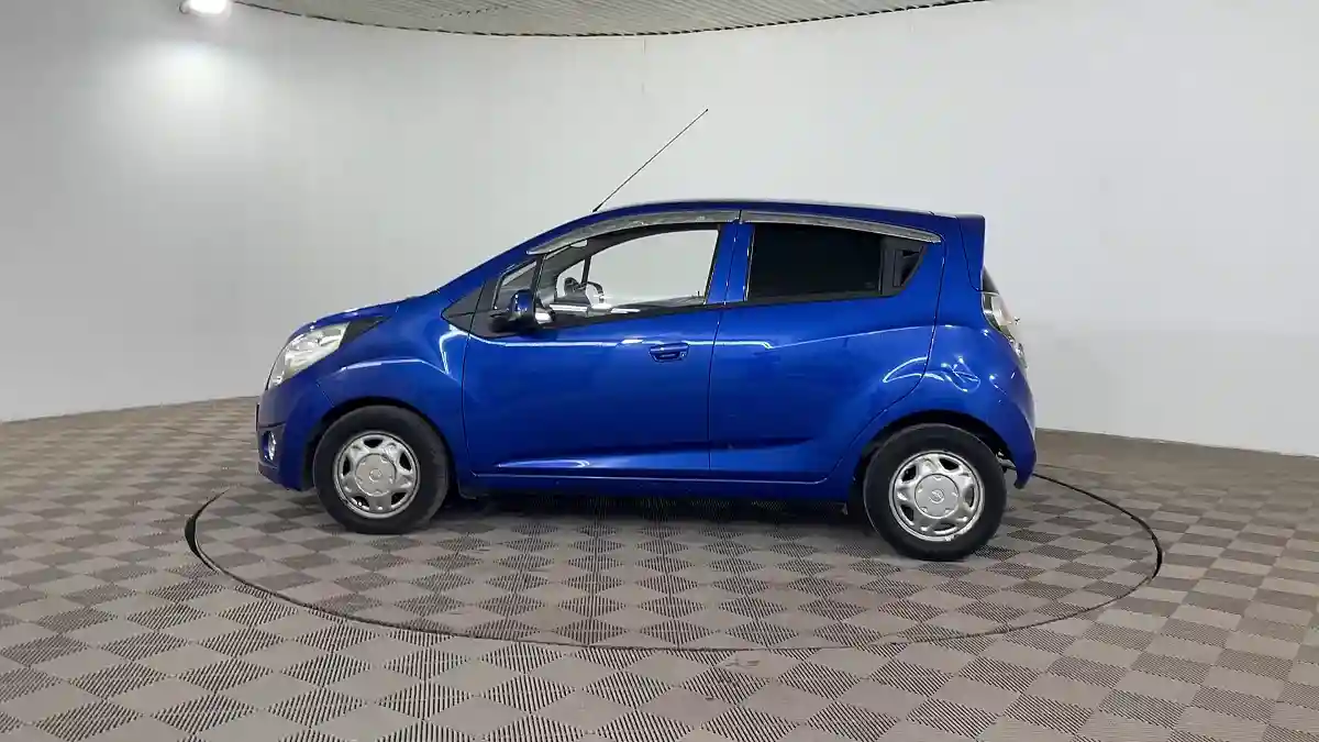 Chevrolet Spark 2011 года за 3 500 000 тг. в Шымкент