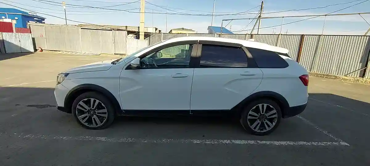 LADA (ВАЗ) Vesta Cross 2022 года за 5 990 000 тг. в Атырау