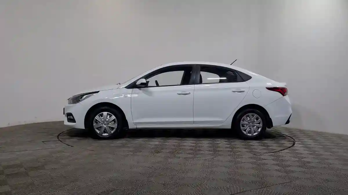 Hyundai Solaris 2018 года за 4 850 000 тг. в Алматы
