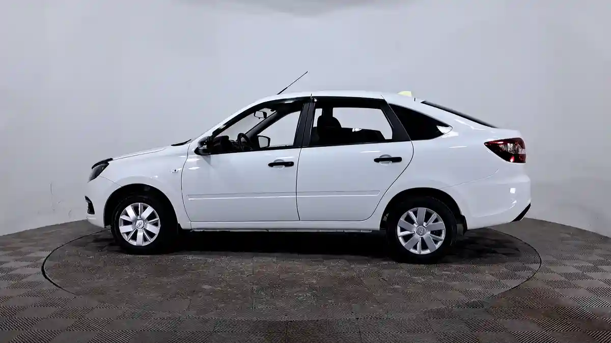 LADA (ВАЗ) Granta 2022 года за 3 990 000 тг. в Астана