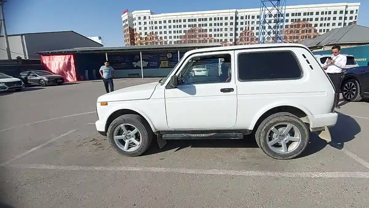 LADA (ВАЗ) 2121 (4x4) 2017 года за 2 690 000 тг. в Шымкент