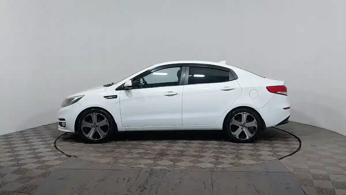 Kia Rio 2016 года за 5 990 000 тг. в Астана