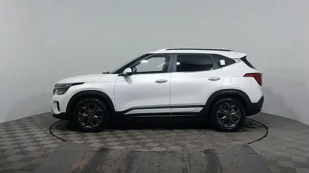 Kia Seltos 2024 года за 9 990 000 тг. в Астана