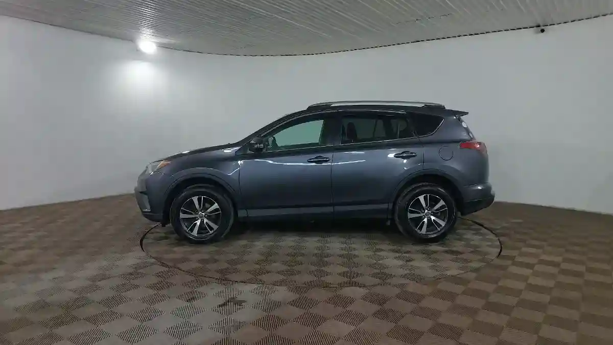 Toyota RAV4 2016 года за 10 250 000 тг. в Шымкент