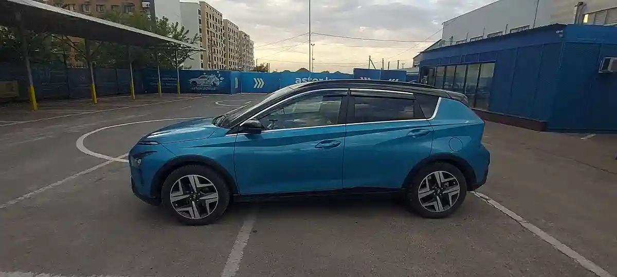 Hyundai Bayon 2023 года за 7 990 000 тг. в Алматы
