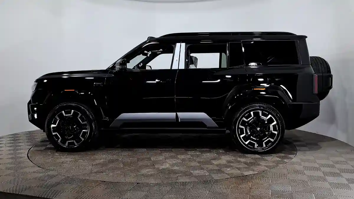 BYD FangChengBao Leopard 8 2025 года за 35 400 000 тг. в Астана