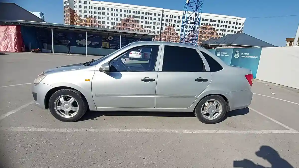 LADA (ВАЗ) Granta 2015 года за 2 200 000 тг. в Шымкент