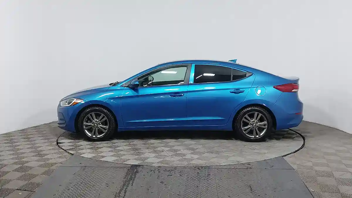 Hyundai Elantra 2016 года за 6 090 000 тг. в Астана