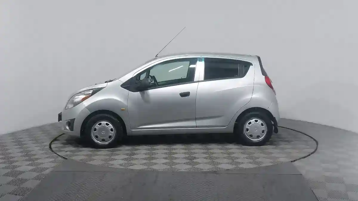 Chevrolet Spark 2013 года за 2 550 000 тг. в Астана