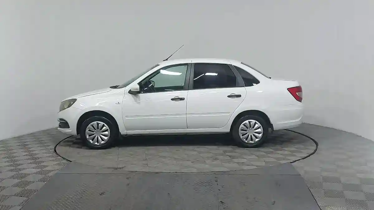 LADA (ВАЗ) Granta 2019 года за 2 450 000 тг. в Астана