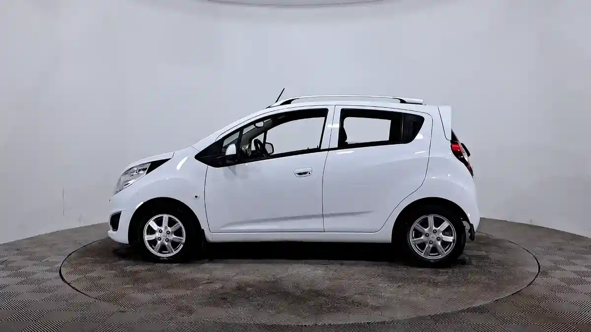 Chevrolet Spark 2022 года за 4 880 000 тг. в Астана