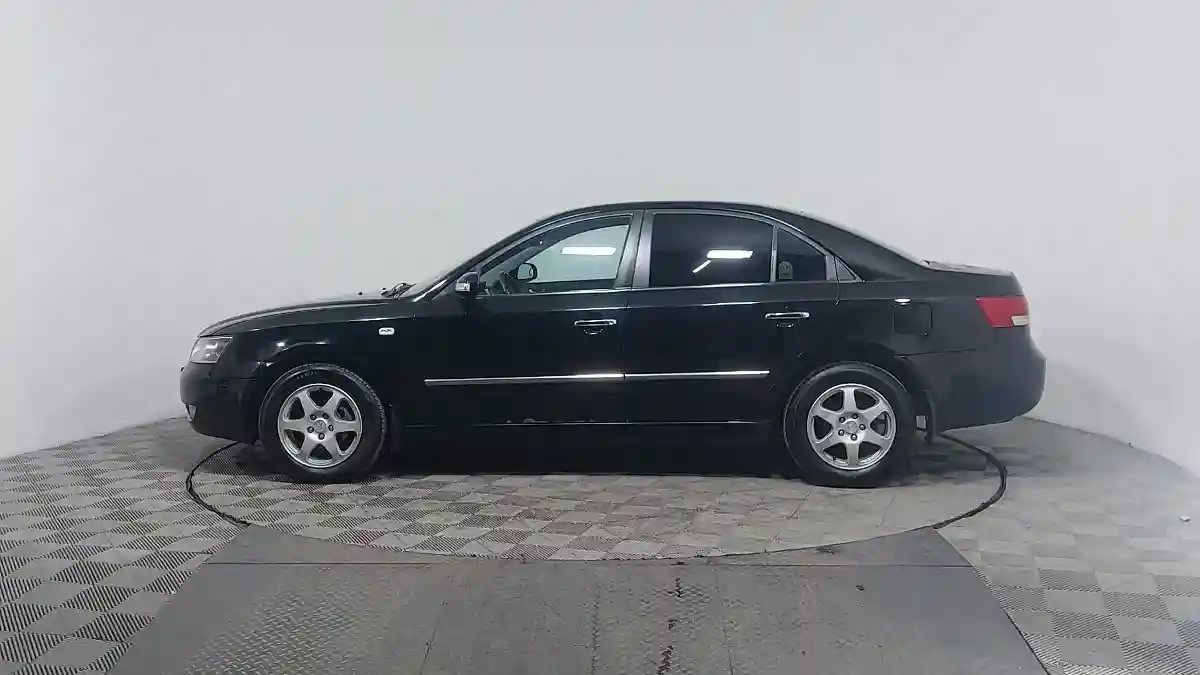 Hyundai Sonata 2006 года за 2 790 000 тг. в Астана