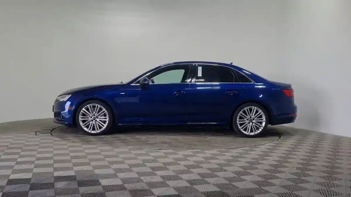 Audi A4 2016 года за 13 250 000 тг. в Алматы
