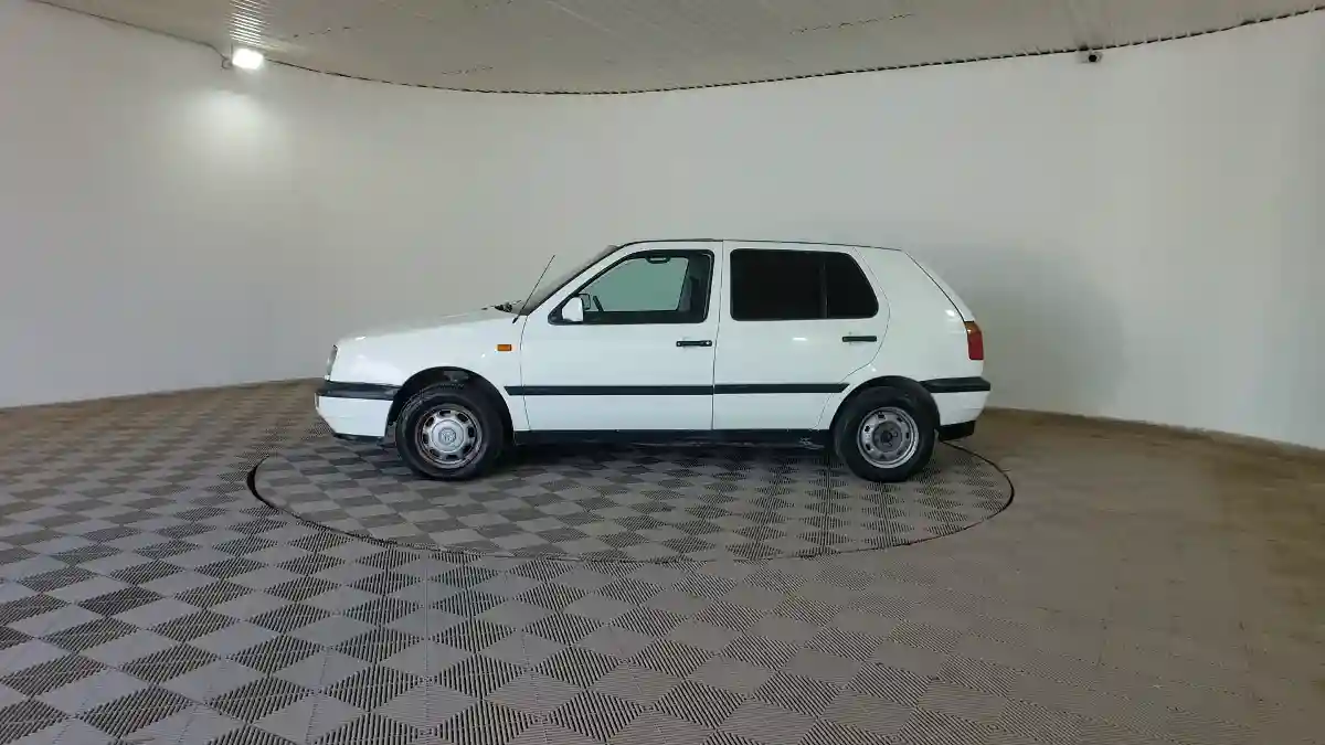 Volkswagen Golf 1993 года за 990 000 тг. в Шымкент