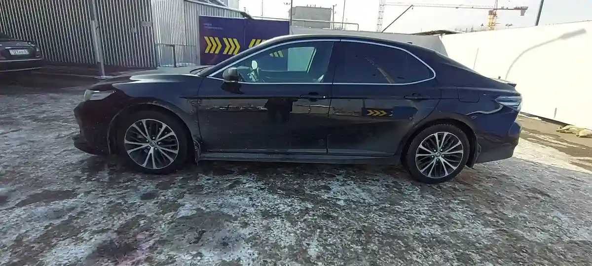 Toyota Camry 2020 года за 12 490 000 тг. в Актобе