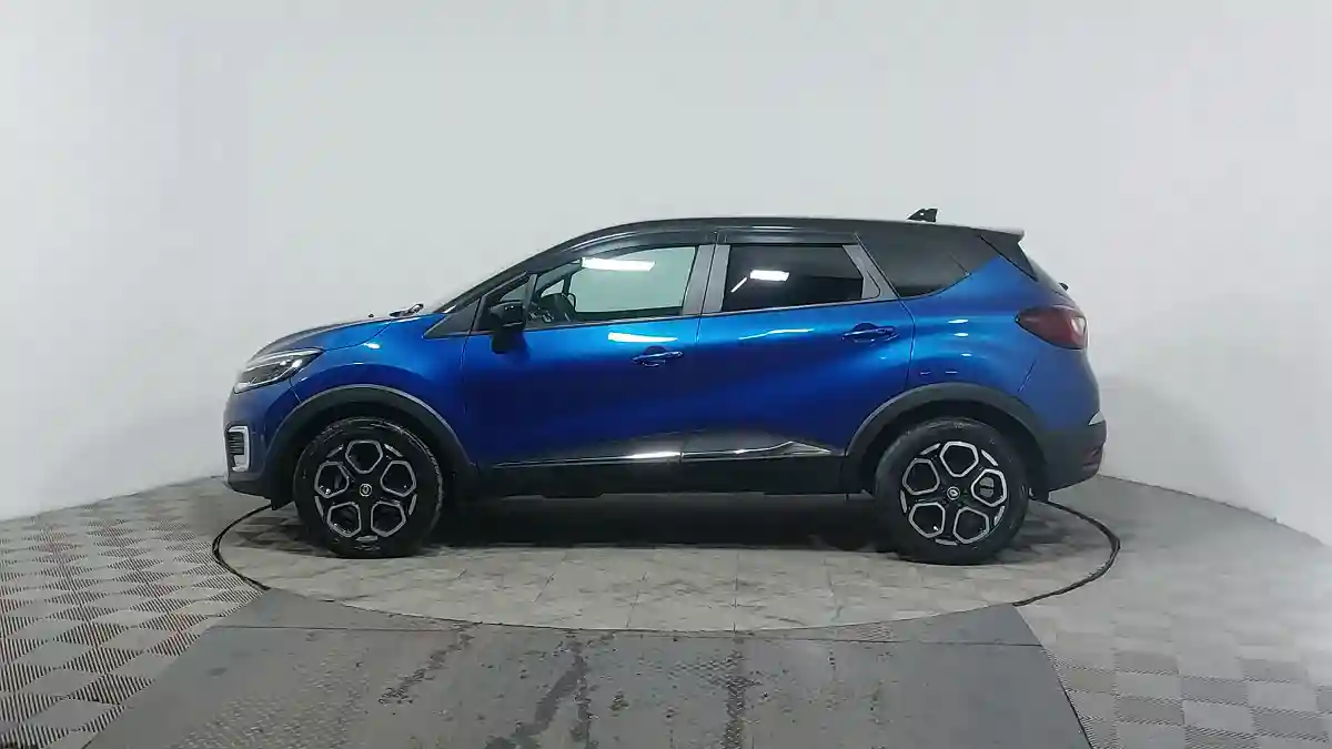Renault Kaptur 2021 года за 7 790 000 тг. в Астана