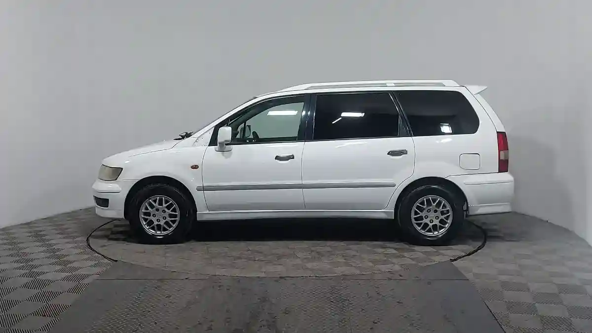 Mitsubishi Chariot 1999 года за 950 000 тг. в Астана