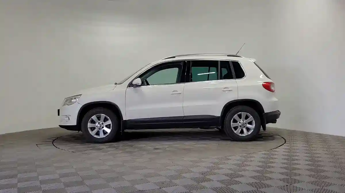Volkswagen Tiguan 2010 года за 4 090 000 тг. в Алматы