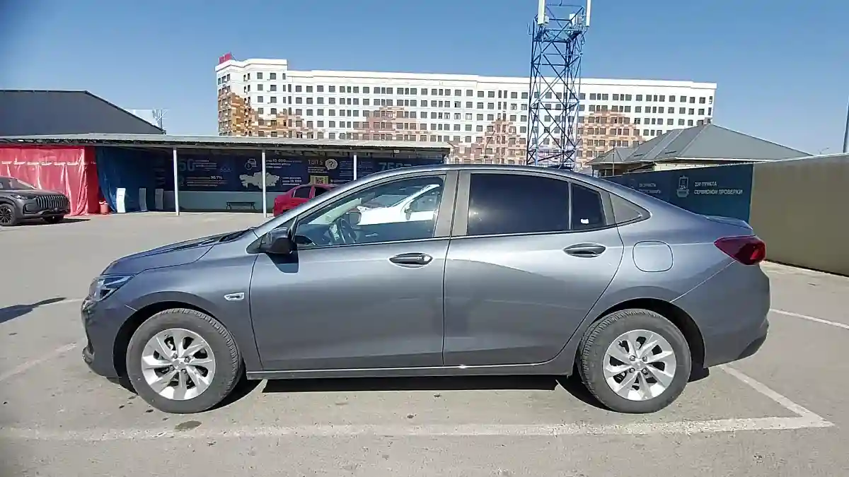 Chevrolet Onix 2023 года за 6 490 000 тг. в Шымкент