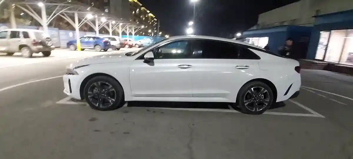 Kia K5 2025 года за 14 800 000 тг. в Алматы