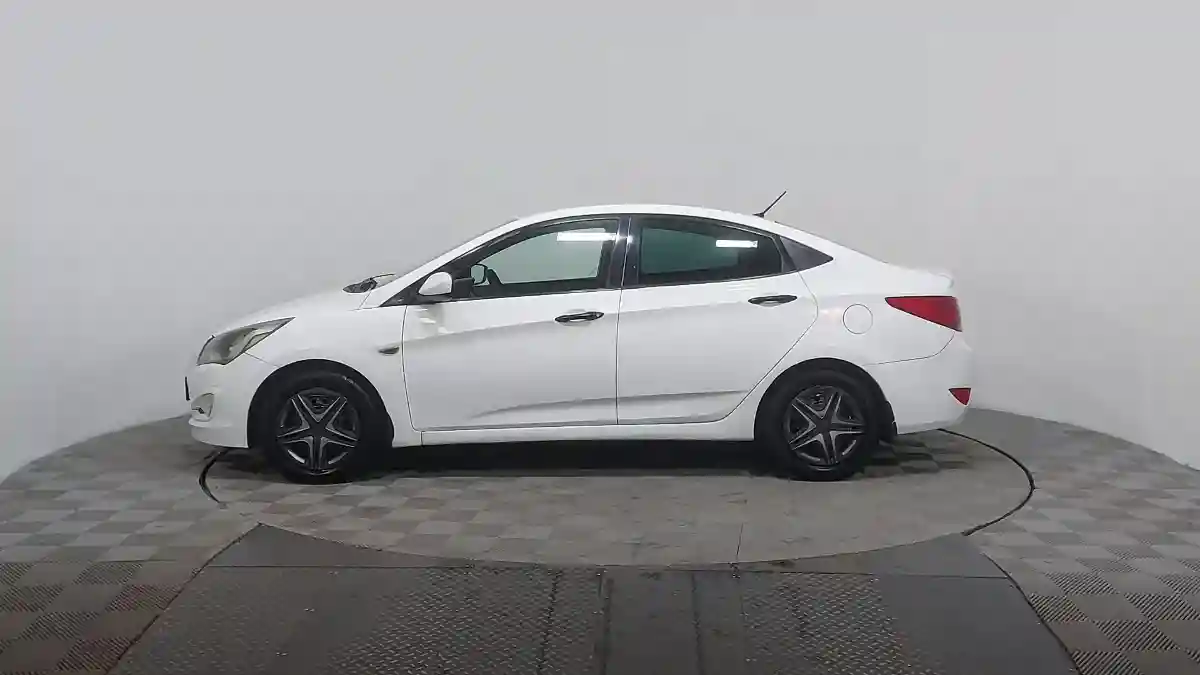 Hyundai Accent 2015 года за 2 810 000 тг. в Астана