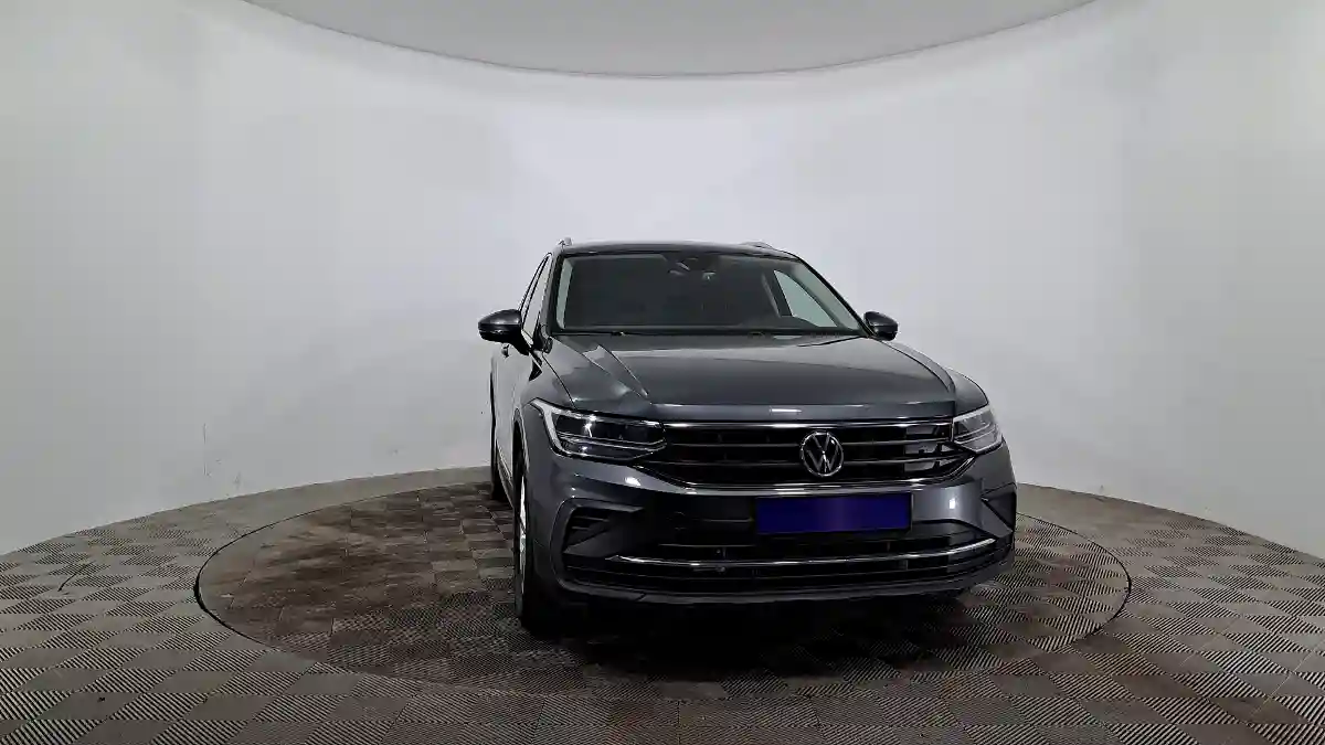 Volkswagen Tiguan 2021 года за 12 750 000 тг. в Астана