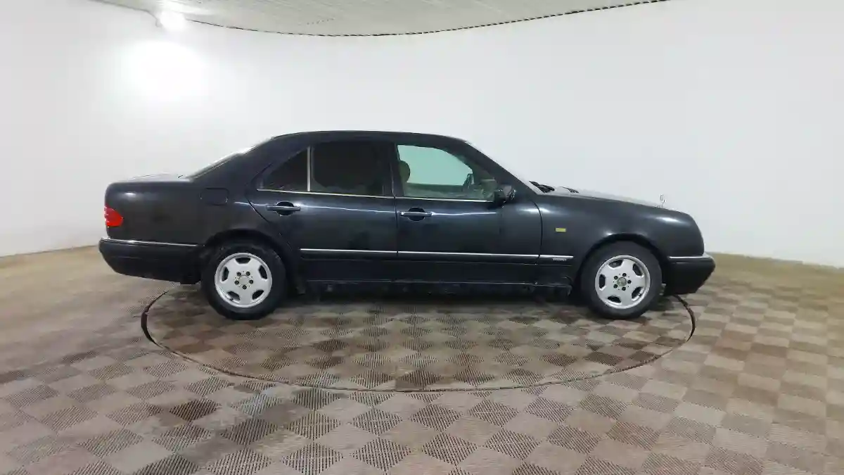 Mercedes-Benz E-Класс 1995 года за 1 490 000 тг. в Шымкент