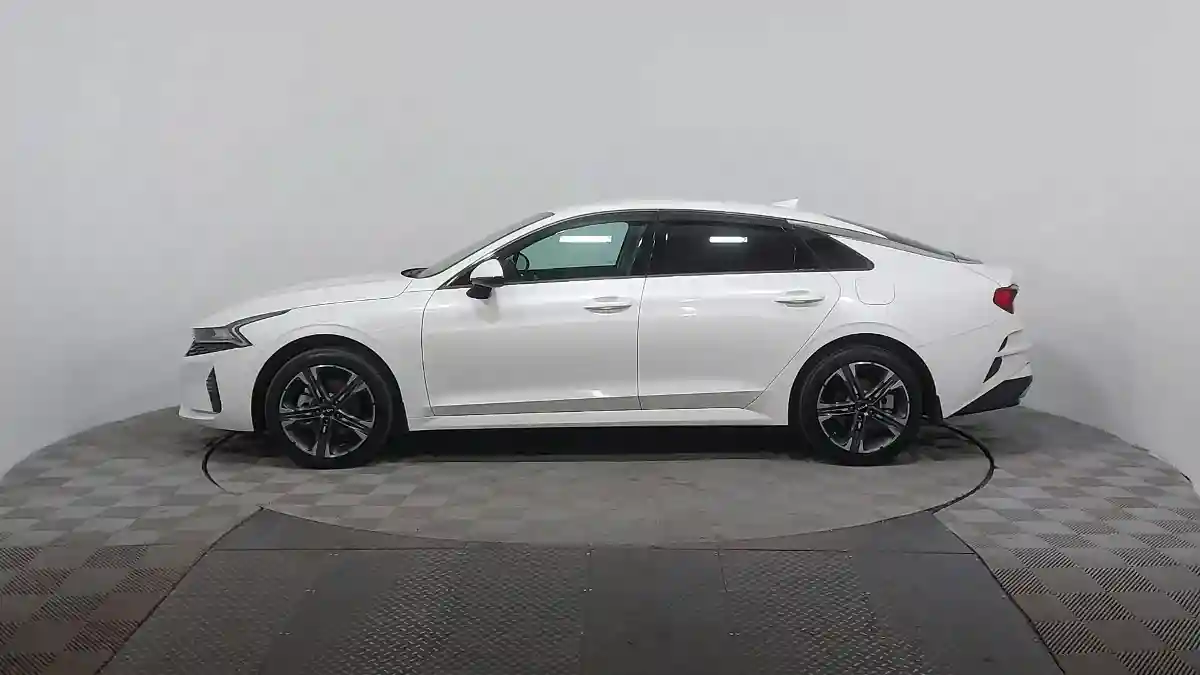 Kia K5 2024 года за 12 045 000 тг. в Караганда