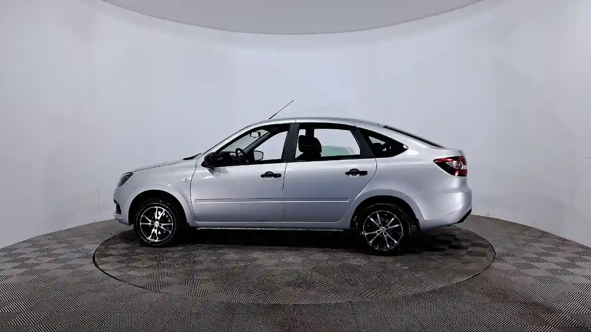 LADA (ВАЗ) Granta 2022 года за 4 290 000 тг. в Астана