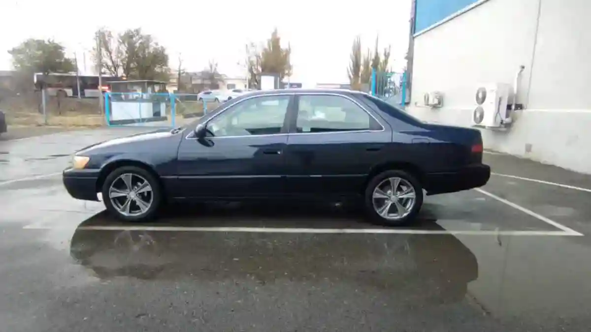 Toyota Camry 1998 года за 1 660 000 тг. в Тараз
