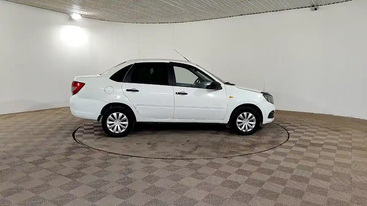 LADA (ВАЗ) Granta 2020 года за 2 500 000 тг. в Шымкент