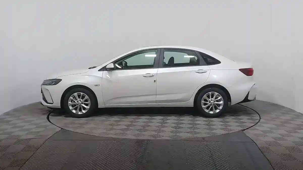 Chevrolet Monza 2024 года за 7 990 000 тг. в Астана