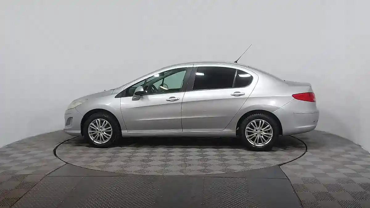 Peugeot 408 2013 года за 1 910 000 тг. в Астана