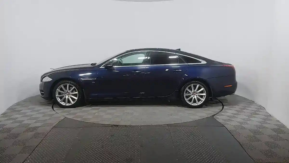 Jaguar XJ 2014 года за 8 101 000 тг. в Астана