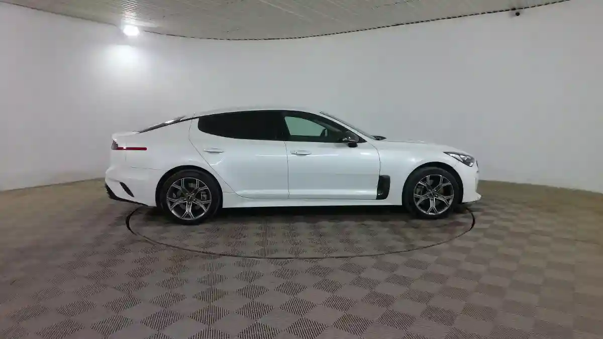 Kia Stinger 2023 года за 12 669 000 тг. в Шымкент