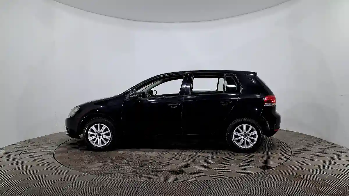 Volkswagen Golf 2012 года за 2 990 000 тг. в Астана