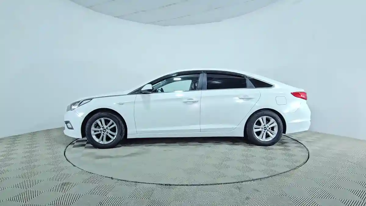 Hyundai Sonata 2015 года за 6 180 000 тг. в Атырау