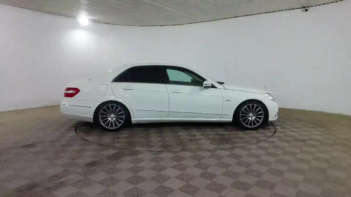 Mercedes-Benz E-Класс 2009 года за 5 126 000 тг. в Шымкент