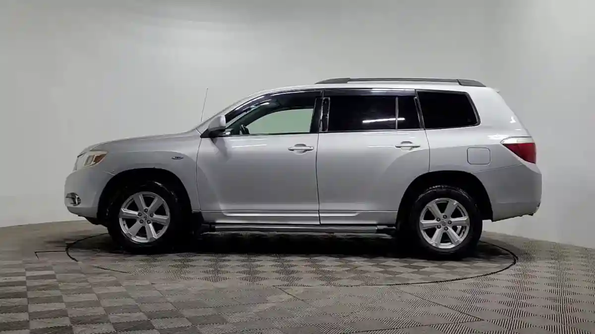 Toyota Highlander 2008 года за 7 890 000 тг. в Алматы