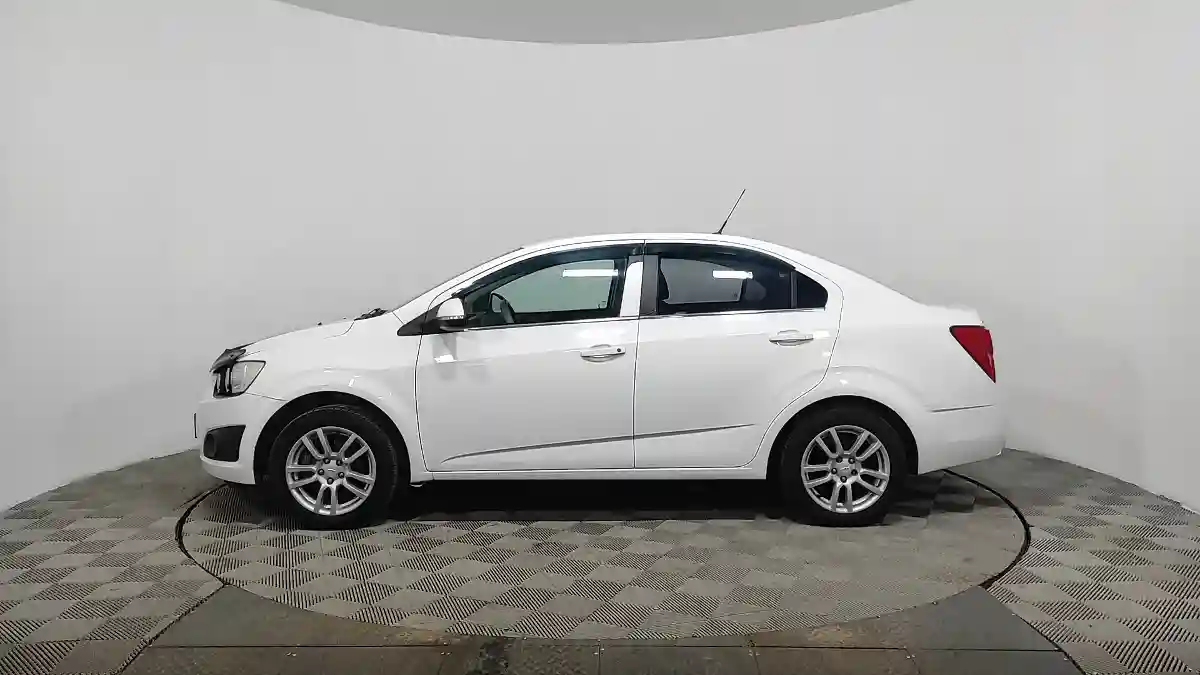 Chevrolet Aveo 2014 года за 3 312 000 тг. в Астана