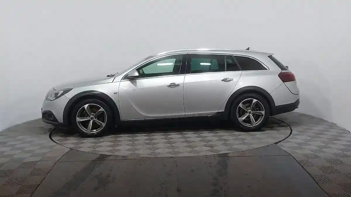 Opel Insignia 2014 года за 6 713 000 тг. в Астана