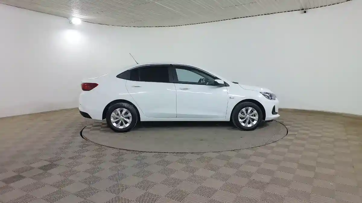 Chevrolet Onix 2023 года за 5 520 000 тг. в Шымкент