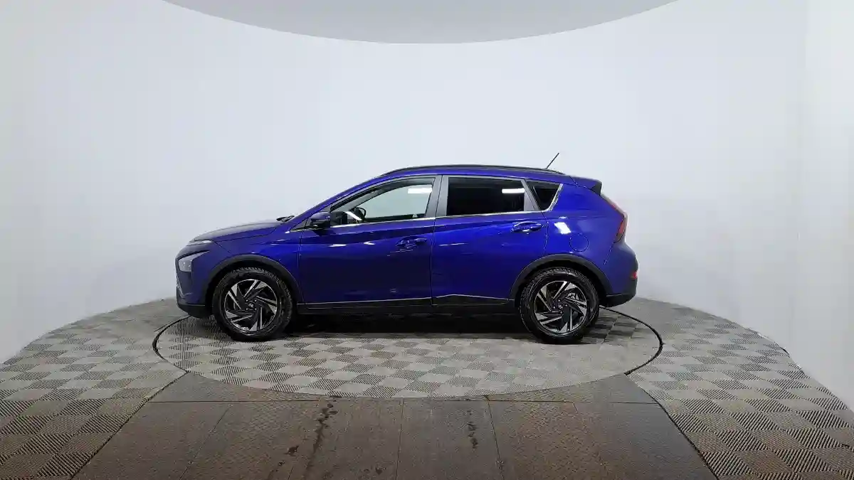Hyundai Bayon 2023 года за 7 671 000 тг. в Астана