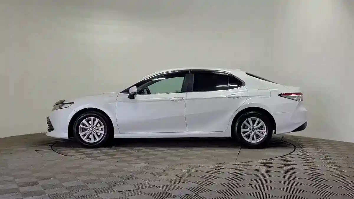 Toyota Camry 2019 года за 11 199 000 тг. в Алматы